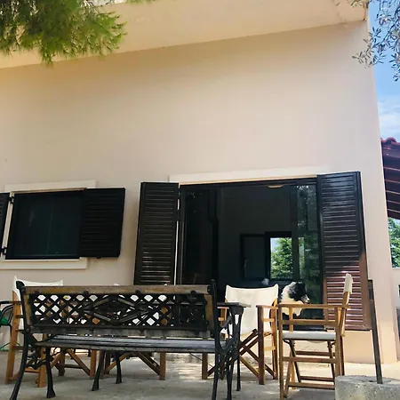 Jennie's Lovely - Malakontas Eretria Malakóndasz