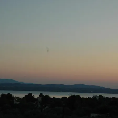 Jennie's Lovely - Malakontas Eretria Nyaraló *